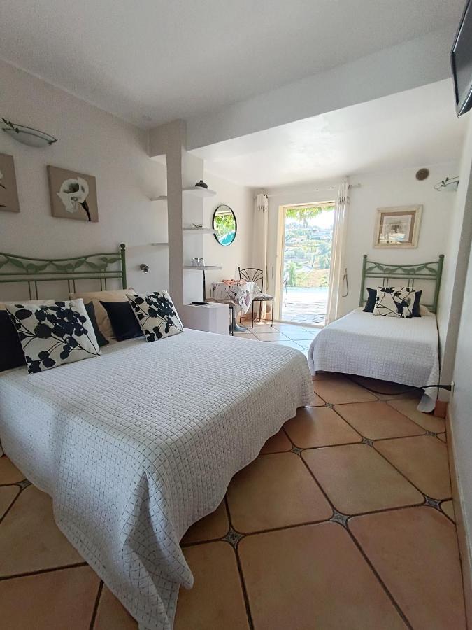 Le Mas Des Amandiers Saint-Paul-de-Vence Exteriör bild
