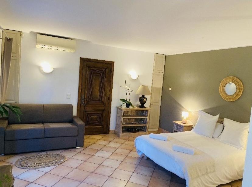 Le Mas Des Amandiers Saint-Paul-de-Vence Exteriör bild